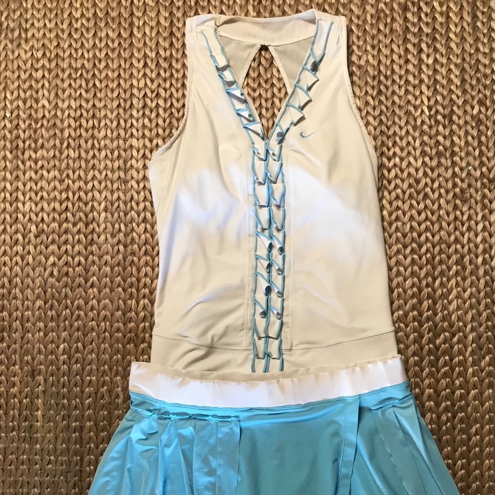 Nike Tennis Set